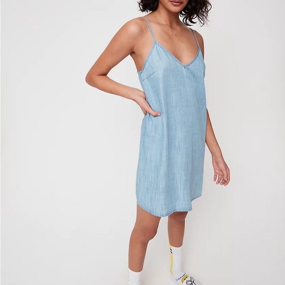 Aritzia Yirrell Dress - Picture 4 of 8